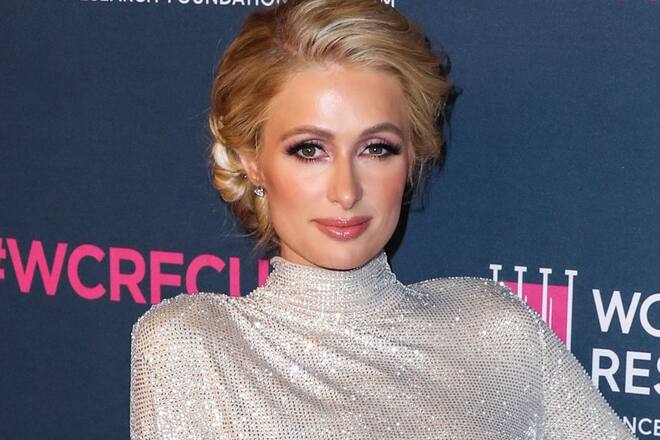 Paris Hilton ist seit sechs Monaten Mutter des kleinen Phoenix.