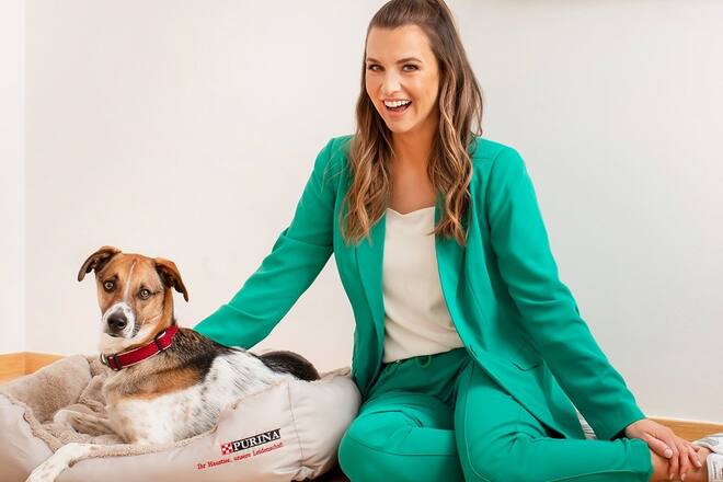 Lauta Wontorra und ihr «Bürohund» Milo.