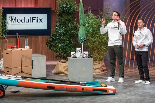 Die Brüder Martin (links) und Michi Kopp haben ein Spanngurtsystem namens «ModulFix» entwickelt.