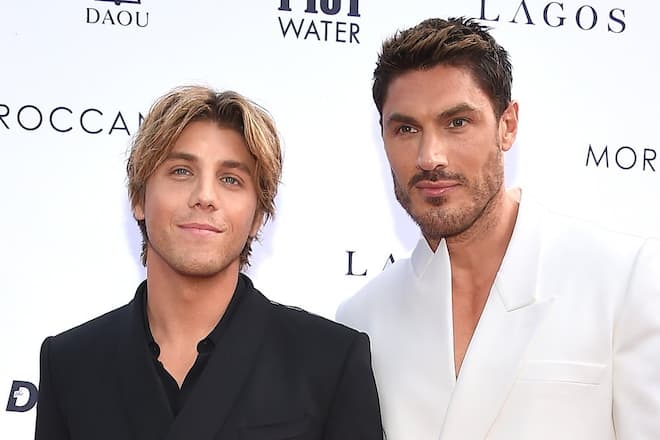 Schauspieler Lukas Gage (links) und Stylist Chris Appleton hatten sich erst im April das Ja-Wort gegeben. Nun stehen sie vor den Trümmern ihrer Ehe.