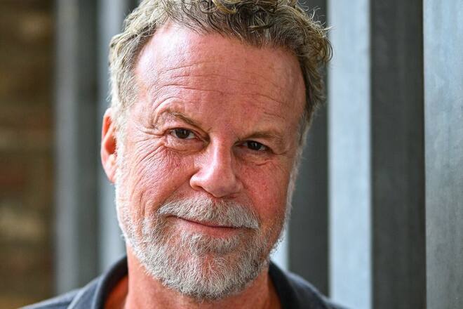 Neuer Job für Jenke von Wilmsdorff: Er hilft am Samstag Ruth Moschner und Alvaro Soler dabei, die Prominenten unter den Masken zu erraten.