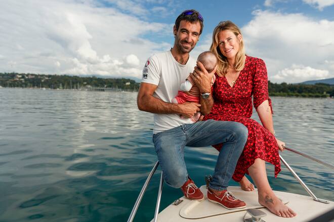 Alan Roura, né le 26 février 1993 à Onex, en Suisse, est un navigateur et skipper professionnel suisse. à 23 ans, dans le Vendée Globe 2016-2017. Genève septembre 2020.