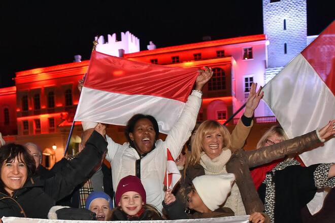 Monaco Zwillinge Geburt Thronfolge Charlene schwanger Fürst Albert