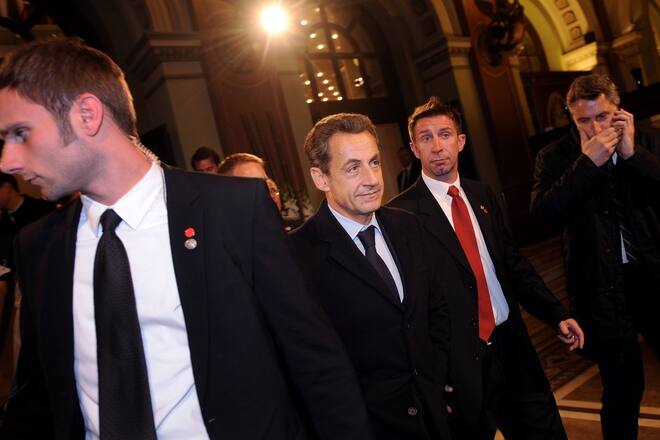 Sarkozy_Bruni_Frankfurt_wahrend_Geburt