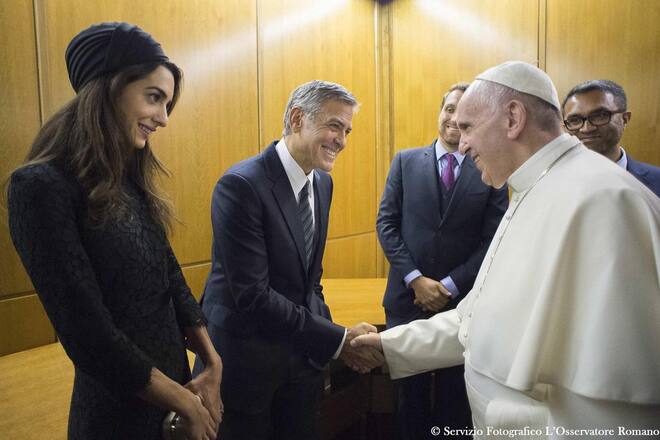 George Clooney Frau Amal Papst
