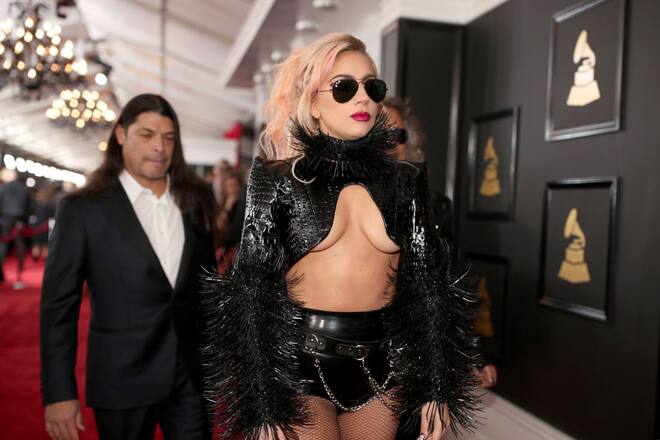 Grammys 2017 live mit Beyoncé & Adele