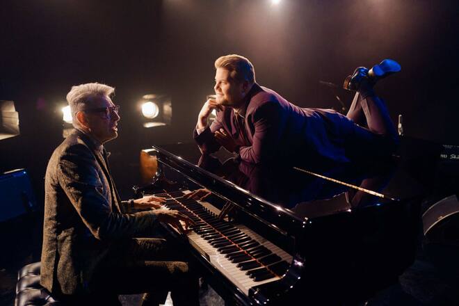 LOS ANGELES - DECEMBER 6: Jeff Goldblum performs in a sketch with James Corden during The Late Late Show with James Corden airing Monday, December 3, 2018. (Photo by Terence Patrick/CBS via Getty Images)