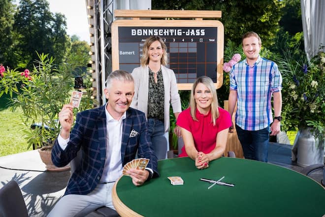 «Donnschtig-Jass» Team 2020 Rainer Maria Salzgeber Fabienne Bamert Sonia Kälin Stefan Büsser