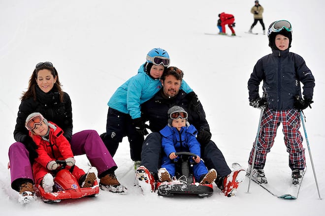 VERBIER, SWITZERLAND - FEBRUARY 14: Princess Mary of Denmark, Princess Josephine of Denmark, Princess Isabella of Denmark, Crown Prince Frederik of Denmark, Prince Vincent of Denmark and Prince Christian of Denmark meet the press, whilst on skiing holiday on February 14, 2014 in Verbier, Switzerland. (Photo by Harold Cunningham/WireImage)