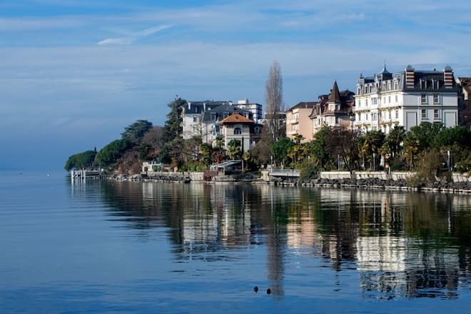 Auch der Genfersee hat seine schönen Seiten und bietet zudem das Montreux Jazz Festival.