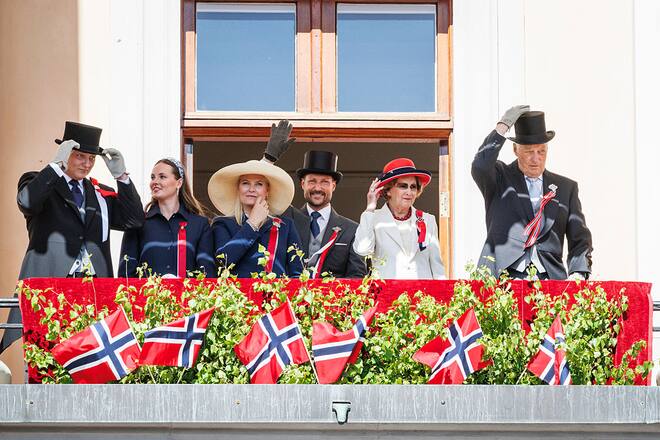 Prinz Sverre Magnus mit Familie