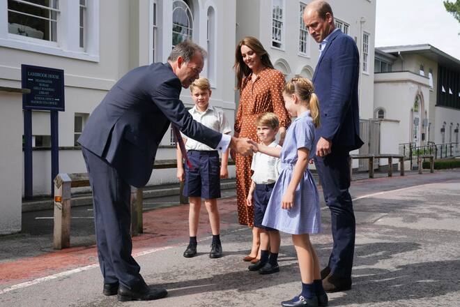 George Louis Charlotte Kate William Schule