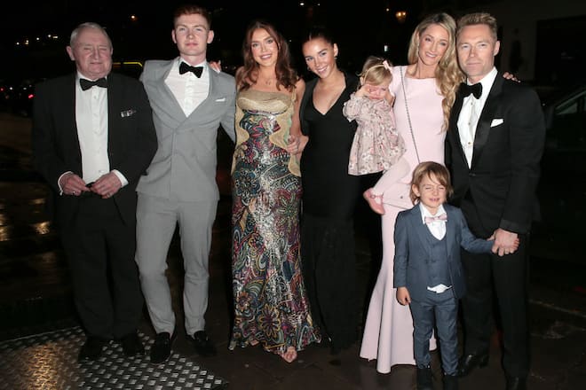 LONDON, ENGLAND - DECEMBER 11: Guest, Jack, Missy, Ali, Coco Knox, Storm, Cooper and Ronan Keating seen attending Emeralds and Ivy Ball at Old Billingsgate on December 11, 2021 in London, England. (Photo by Ricky Vigil M/GC Images)