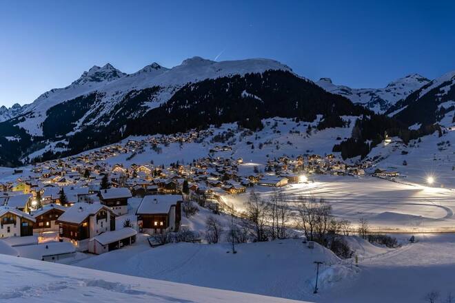 Schlafen, speisen und spazieren in Brigels