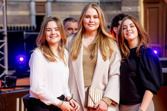 THE HAGUE, NETHERLANDS - APRIL 27: (L-R) Princess Ariane of The Netherlands, Princess Amalia of The Netherlands and Princess Alexia of The Netherlands attend the online concert of The Streamers on April 27, 2021 in The Hague, Netherlands. The King host the concert at the Royal Stables at the end of Kingsday. (Photo by Patrick van Katwijk/Getty Images)