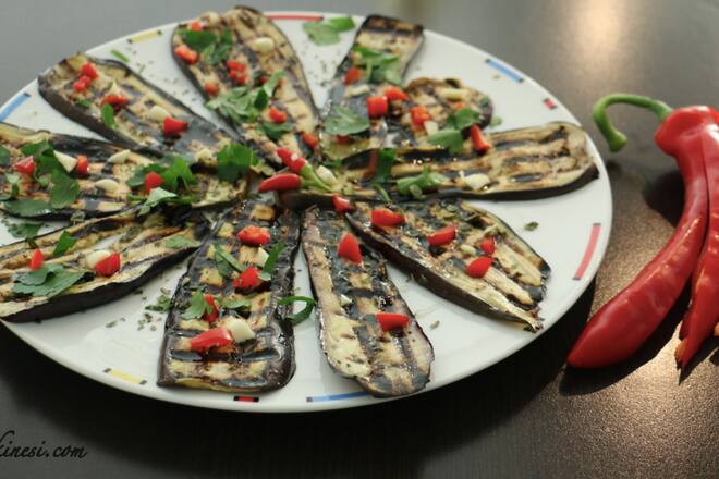 Gegrillte Auberginen
