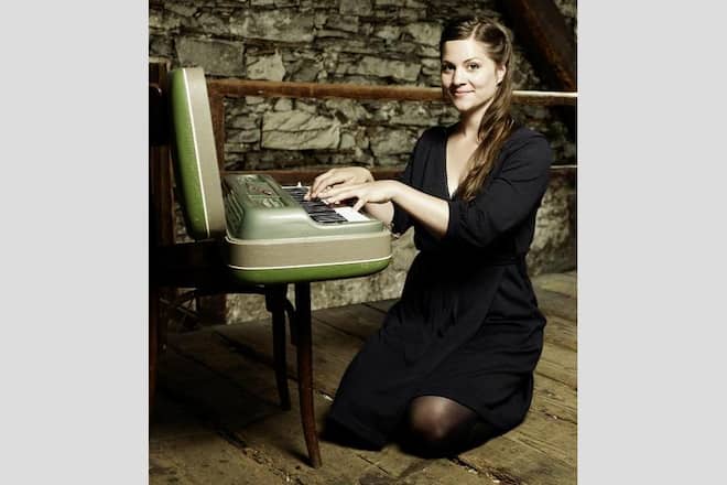 Die Luzerner Musikerin Priska Zemp alias Heidi Happy tritt am 1. August im Dracula Club in St. Moritz auf.