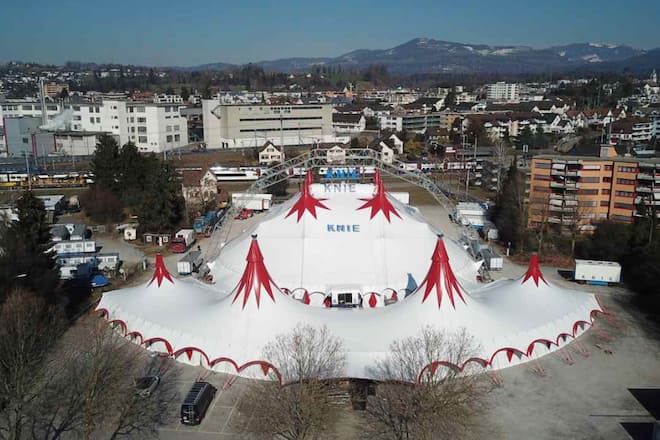 Zelt von Circus Knie