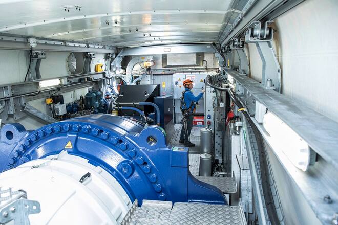 Mont Soleil Mont Crosin Cedric Zbinden Pierre Berger BKW Windkraft Swiss Energypark GRUEN