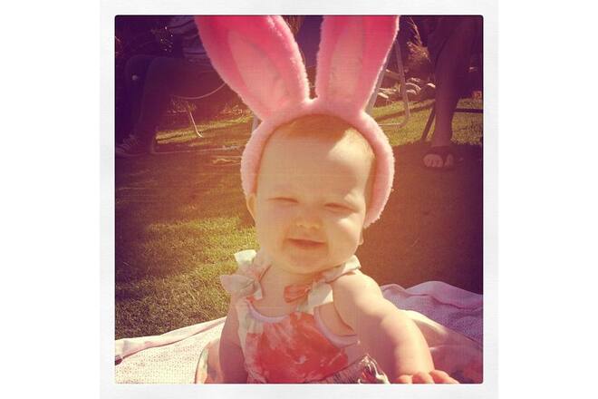 Ostern2012:Jessica Alba Tochter