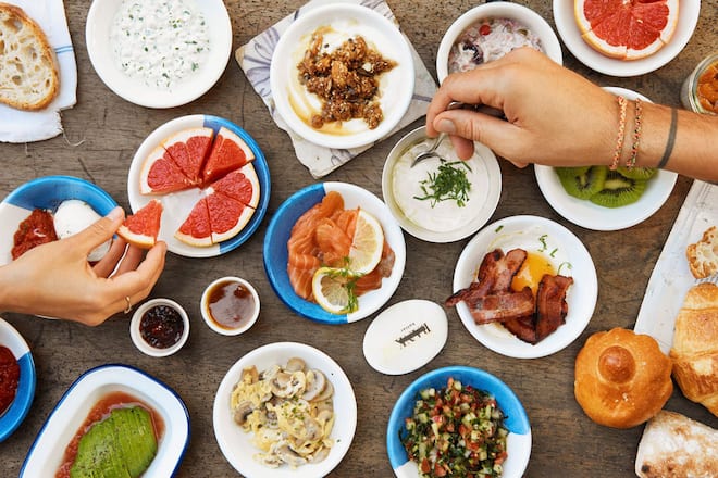 Die 10 schönsten Cafés zum Draussensitzen