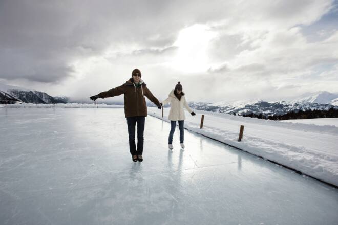 SEATS FOR SWITZERLAND Singapur