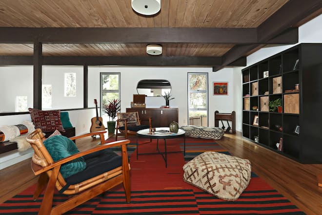 So schön wohnt Emily Ratajkowski