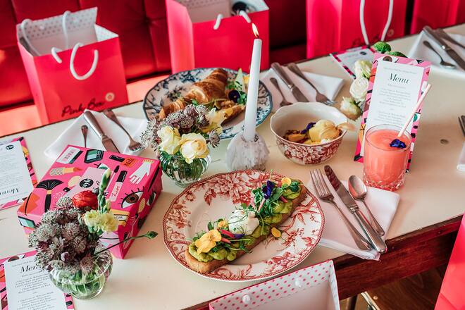 Style Beauty Brunch mit Pink Box