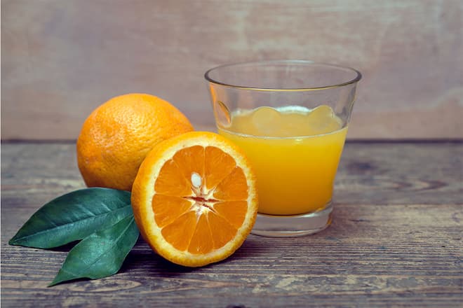 Das Vitamin C in Orangen sorgt für schöne Haut