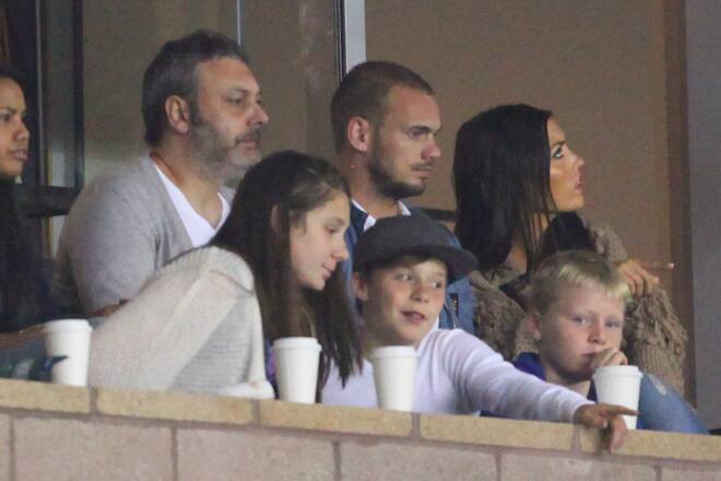 Brooklyn Beckham mit Freundin 1