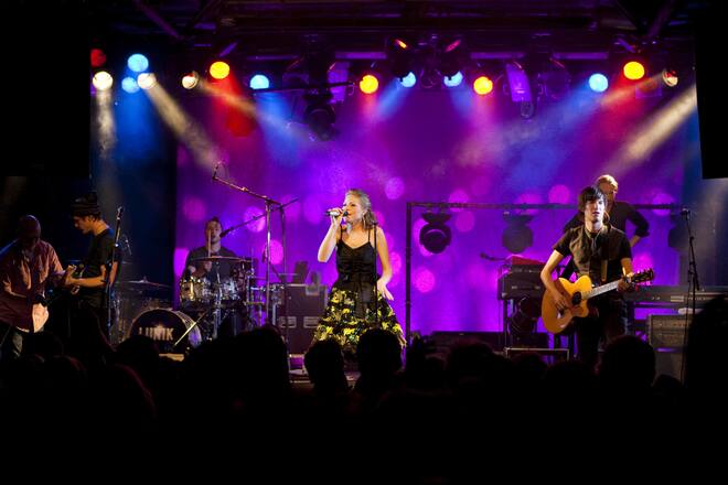 Swiss pop band "Lunik" with singer and frontwoman Jael Krebs live at the Schueuer concert venue, Lucerne, Switzerland (KEYSTONE/IMAGEBROKER/Oliver Gutfleisch)