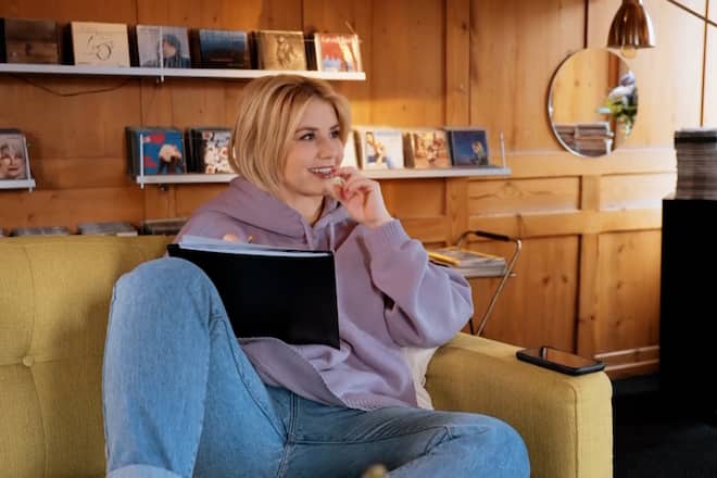 Beatrice Egli beim Komponieren