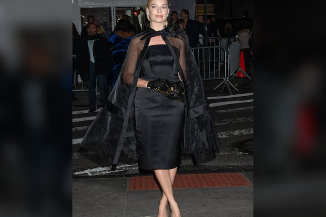 Ganz in Schwarz: Margot Robbie bei der Verleihung der Gotham Awards.