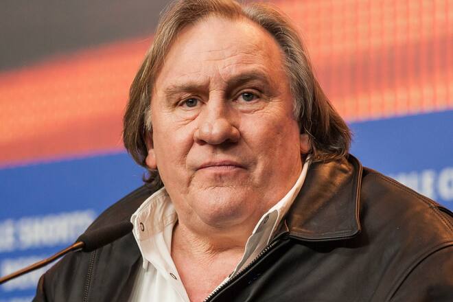 Gérard Depardieu hat nun eine Anzeige am Hals.