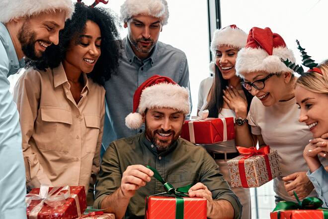 Vielen Deutschen ist es wichtig, an Weihnachten Geschenke zu erhalten - aber nicht allen.