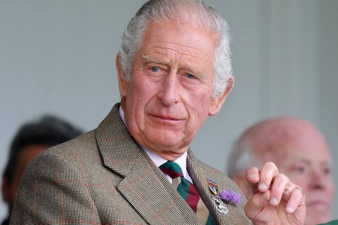 König Charles III. und seine legendären Finger.