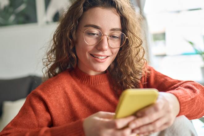 Smartphones setzen voraussichtlich auch 2024 verstärkt auf Künstliche Intelligenz.