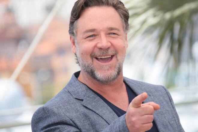 Russell Crowe blickt fasziniert auf seinen Stammbaum zurück.