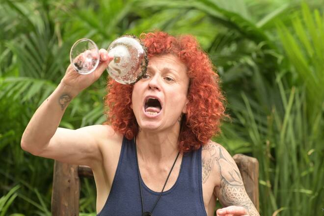 Letzter Schritt zum Thron: Lucy Diakovska bei ihrer letzten Dschungelprüfung.