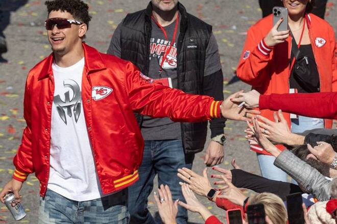 Patrick Mahomes bei der Parade in Kansas City.