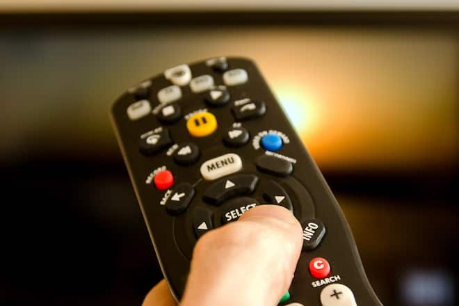 Um weiterhin problemlos einschalten zu können, müssen Mieter bis Ende Juni Klarheit über ihren Kabelvertrag schaffen.