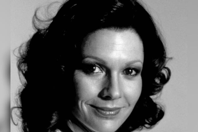 Die britische Schauspielerin Pamela Salem ist mit 80 Jahren verstorben.