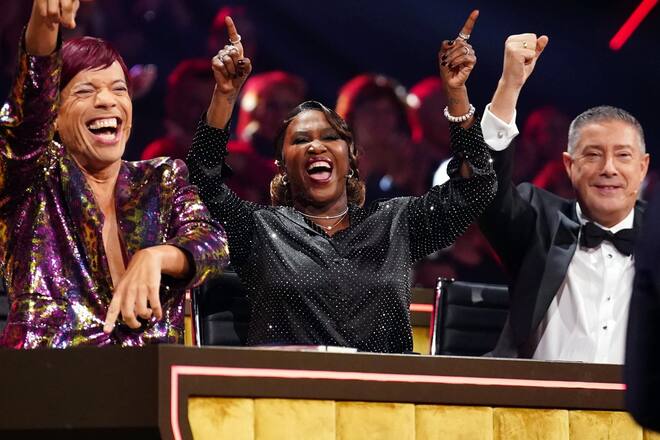 Quotensieg für «Let's Dance»: Jorge González (l.), Motsi Mabuse und Joachim Llambi sitzen in der Jury.
