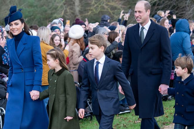 Prinzessin Kate wird während ihrer Krebserkrankung von ihrer Familie unterstützt: Prinzessin Charlotte, Prinz George, Prinz William und Prinz Louis.