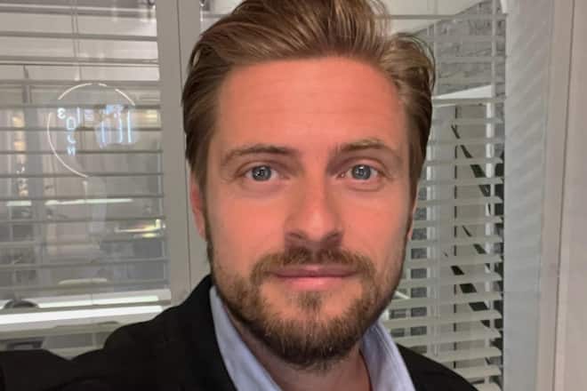 Jörn Schlönvoigt an seinem ersten Drehtag nach seiner Auszeit bei «GZSZ».