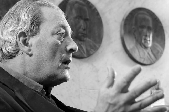 Trauer um den US-Schriftsteller Paul Auster: Er ist mit 77 Jahren verstorben.