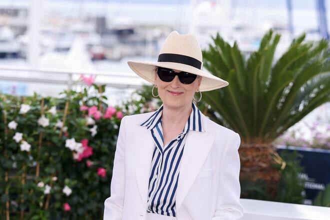 Meryl Streep wird mit der Ehrenpalme ausgezeichnet.