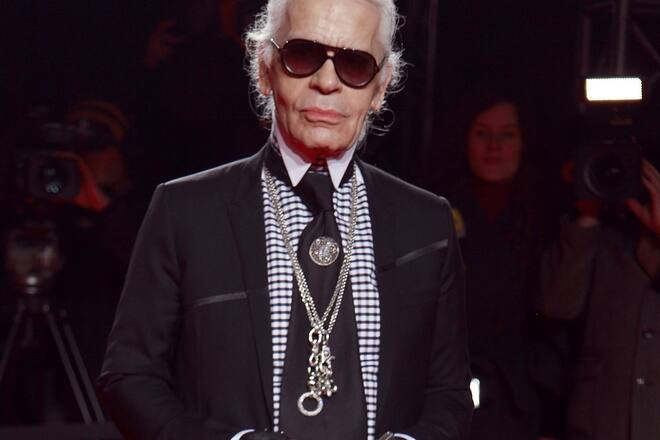 Karl Lagerfeld wurde 1933 in Hamburg geboren.