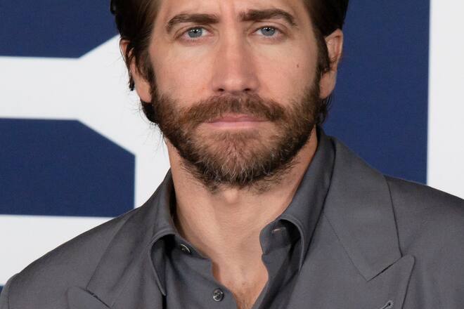 Jake Gyllenhaal hat offen über seine Sehschwäche gesprochen.