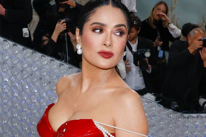 Salma Hayek auf der Met Gala 2023 in Los Angeles.
